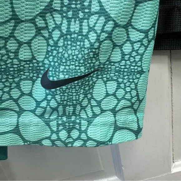 2 pair Nike Basketball Lebron James dri-fit athletic shorts men's medium. - Picture 3 of 7